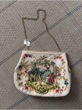 Christine of Detroit Vintage Needlepoint Purse w/Floral Chain Strap